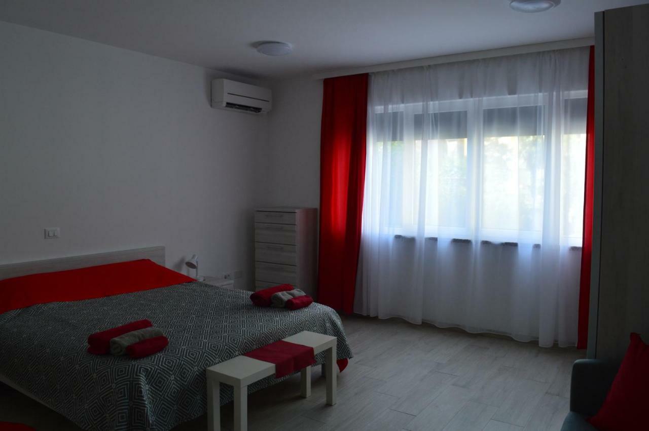 Margherita'S Room ロヴィニ エクステリア 写真